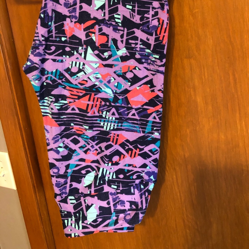 LuLaRoe One Size Leggings